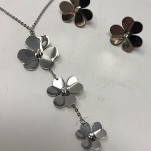 EDForce stainless steel necklace and earring set